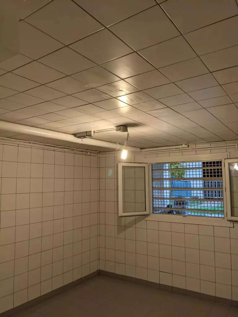 Peinture de bureaux dans le Val-d’Oise (95) 11 peintre et carreleur pour pro val d'Oise