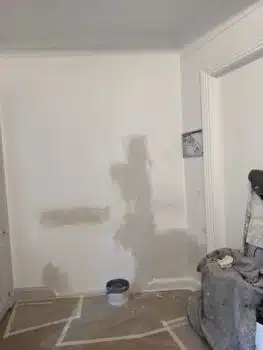 Peintre en bâtiment à Franconville (95130) – Devis 48 h 4 Rénovation après dégâts des eaux à Franconville