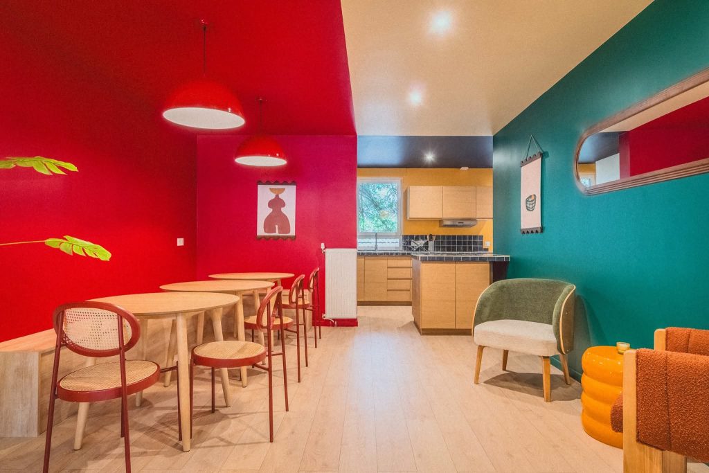 Artisan peintre Paris (75000) – Intérieur, façades et rénovation haut de gamme 14 peinture salon paris 17