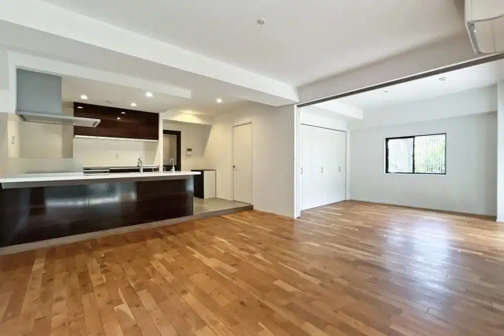 Artisan peintre Paris (75000) – Intérieur, façades et rénovation haut de gamme 9 img 2 1758368924783